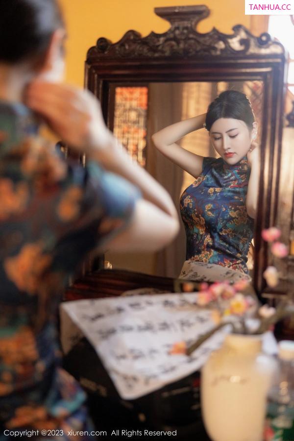 陈诗诗 诗诗 [XiuRen]高清写真图 2023.07.10 No.7051 诗诗kiki 旗袍黑丝第2张图片